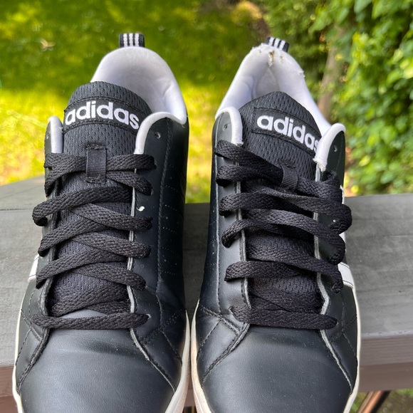 Adidas size 9 - Picture 5 of 7